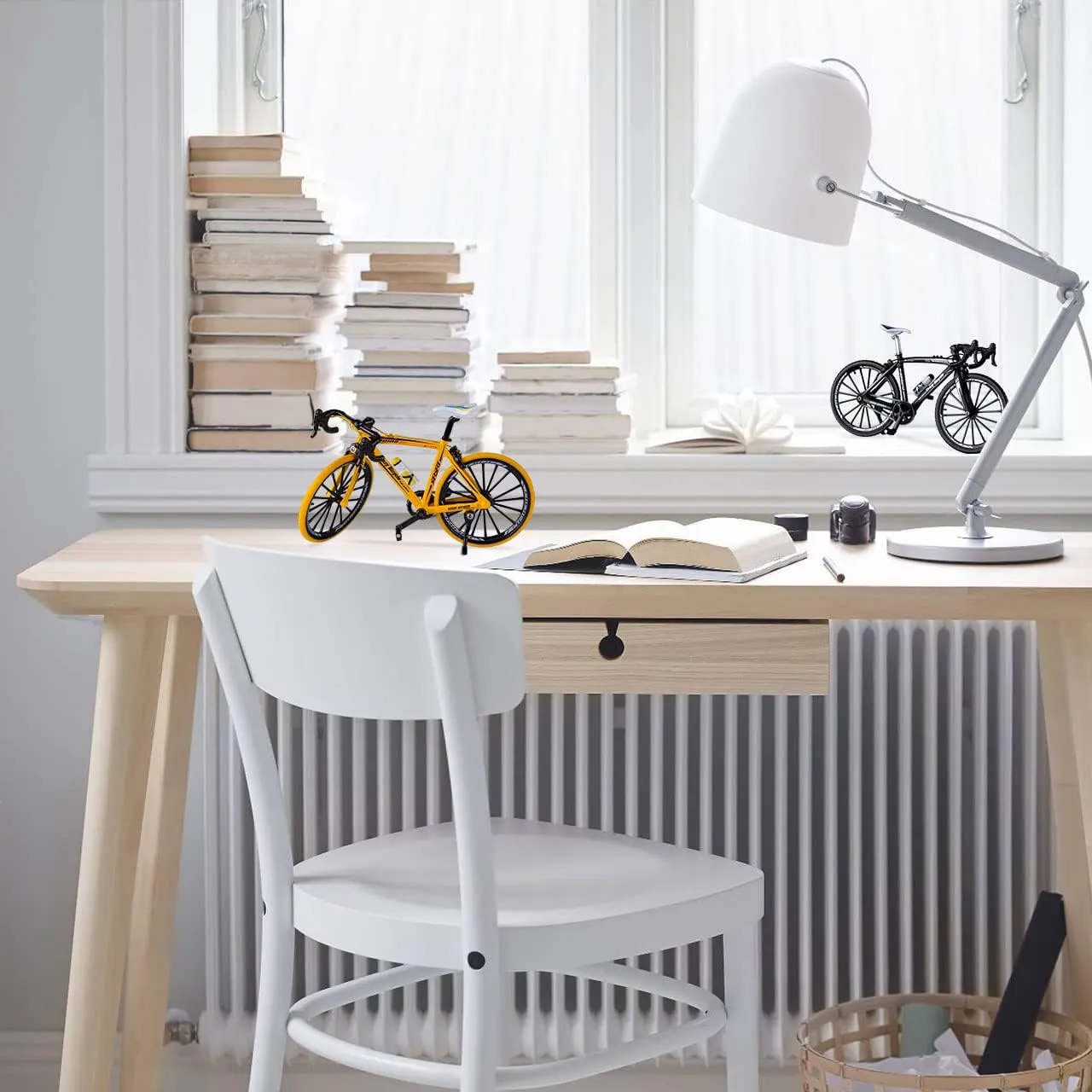 1:10 Scale Die-Cast Alloy Mini Mountain Bike Bicycle Model Toy Desktop Decoration Crafts for Cycling Lovers Bike Racers Athletes Children Boys and Girls (Yellow)