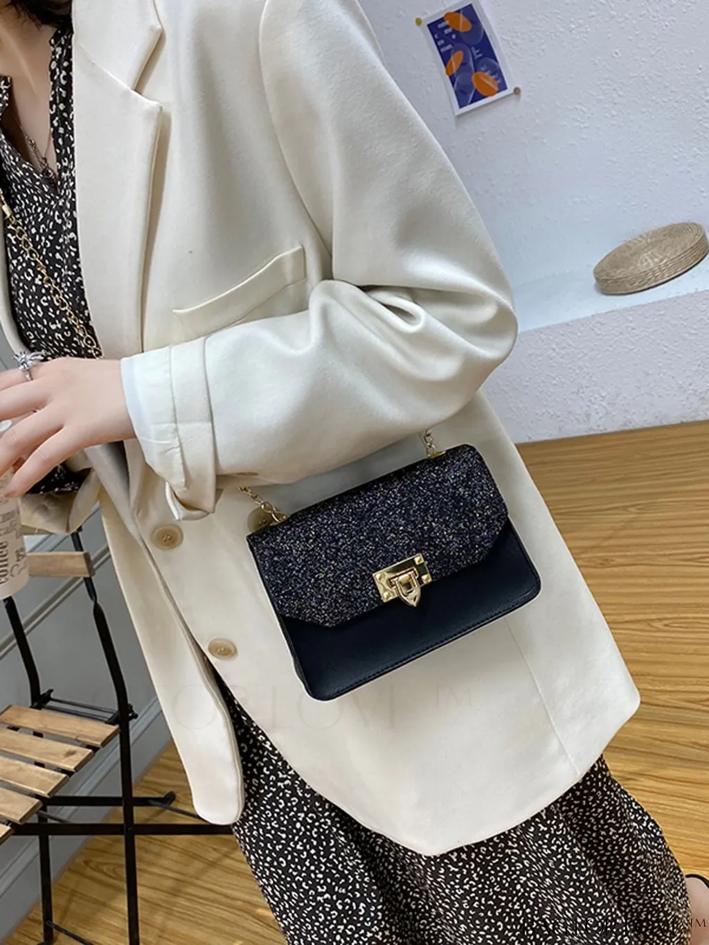 BagForLove - Compact Glitter Flap Crossbody Bag with Chain Strap