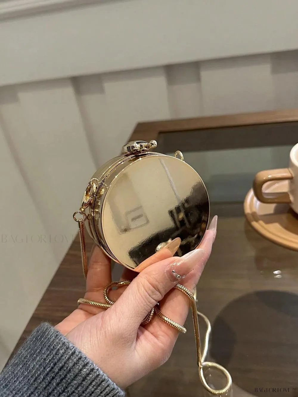 BagForLove - Small Round Chain Purse with Glossy Personality