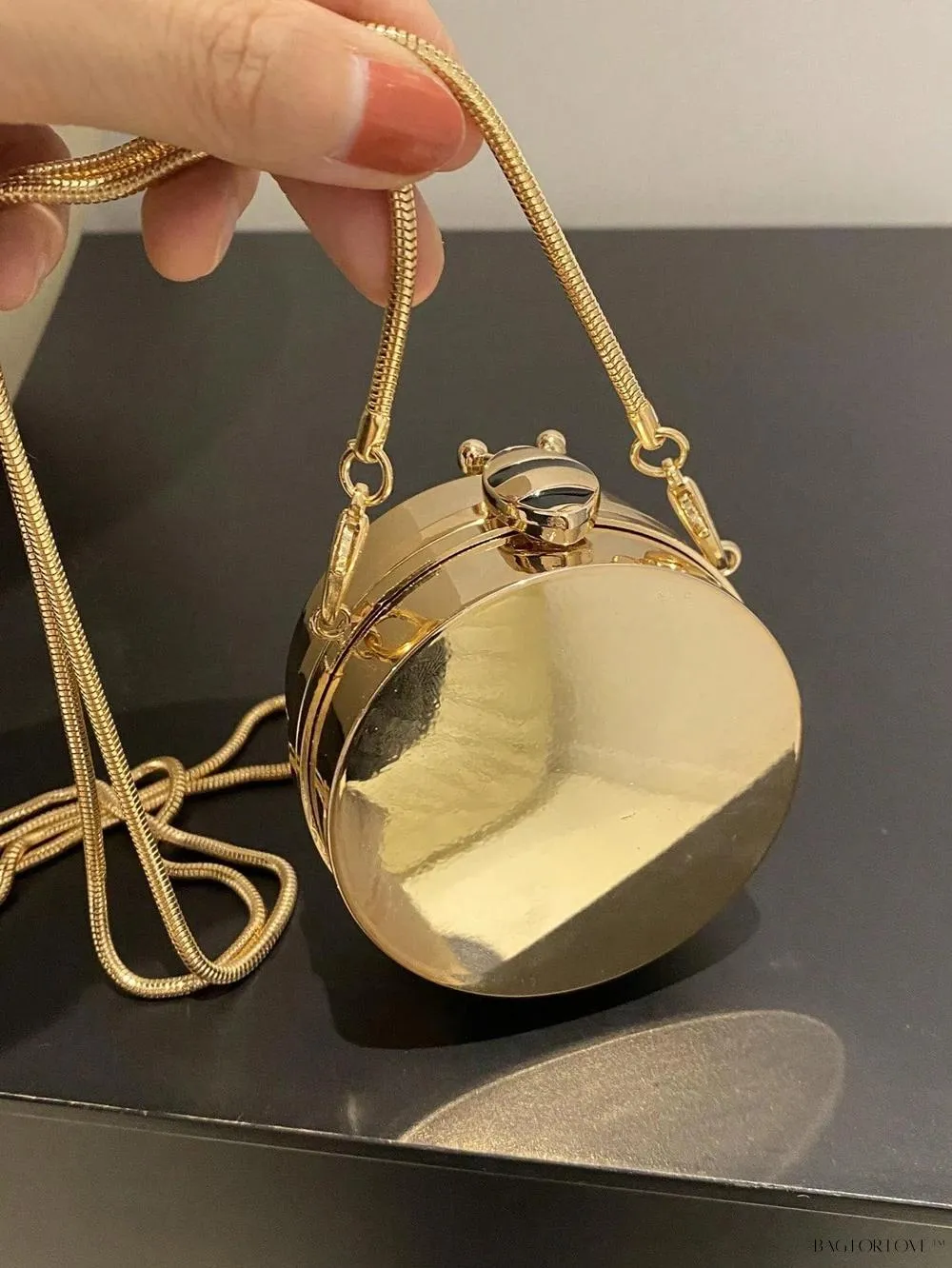 BagForLove - Small Round Chain Purse with Glossy Personality