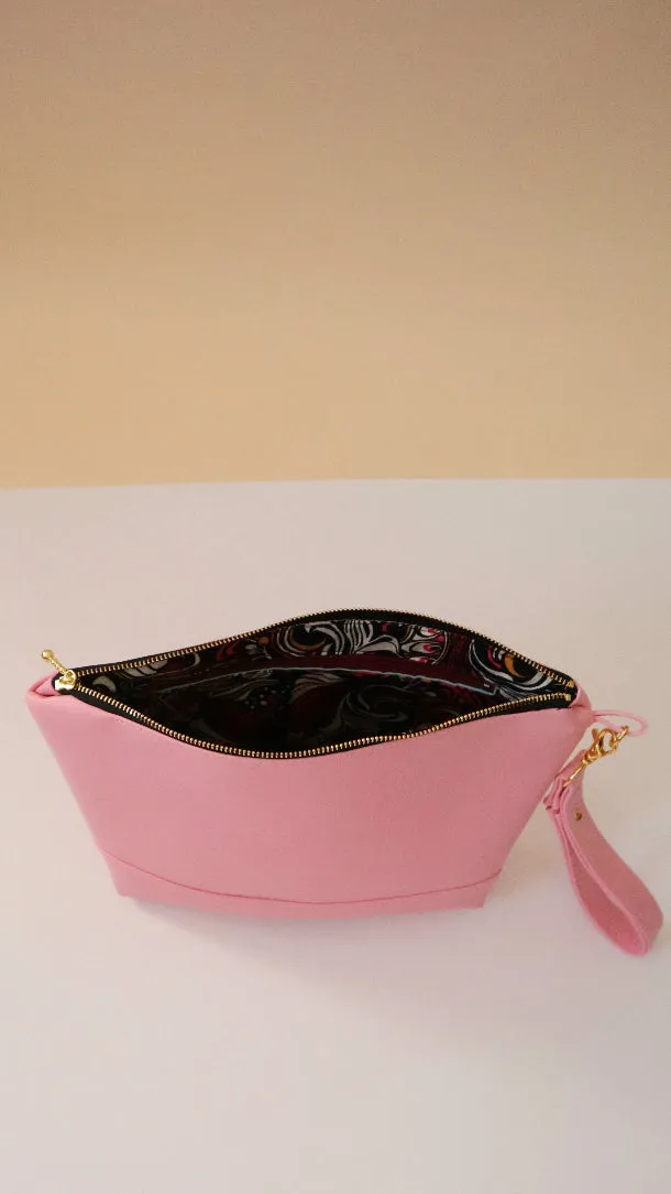 Cali Clutch- Bubble Gum Pink