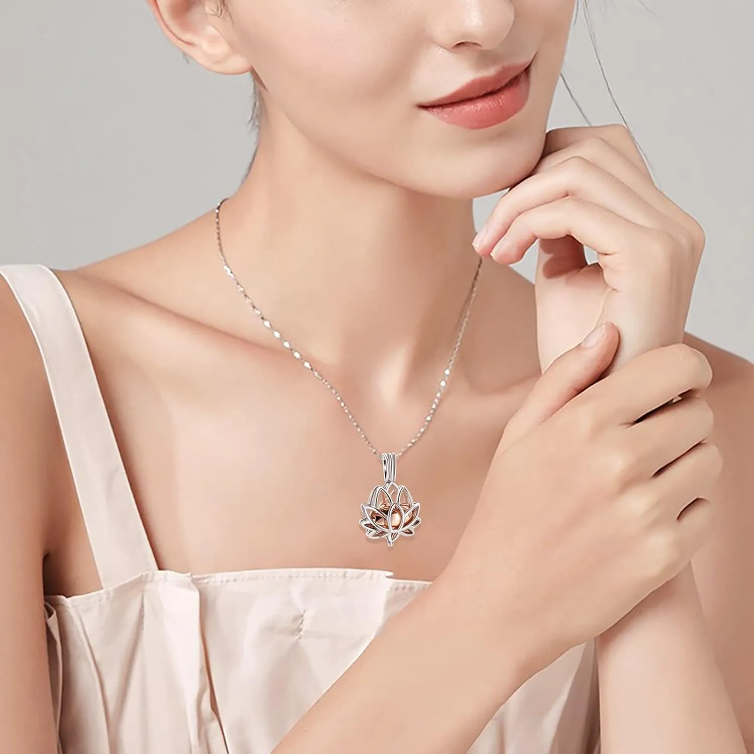 Imrsanl Cremation Jewelry for Ashes - Lotus Flower Ashes Pendant Necklace with Mini Keepsake Urn Memorial Ash Jewelry