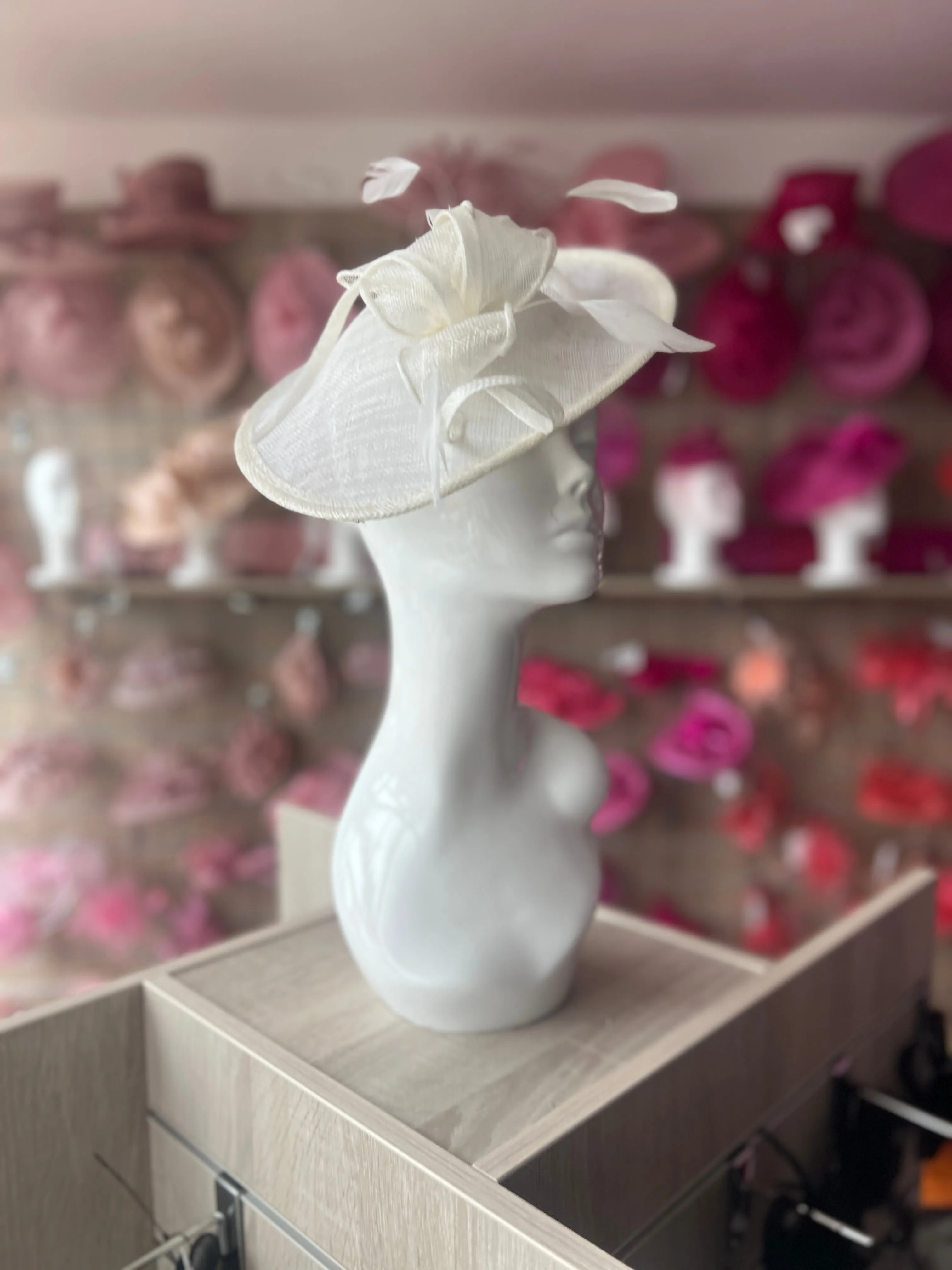 Ivory Teardrop Disc Fascinator