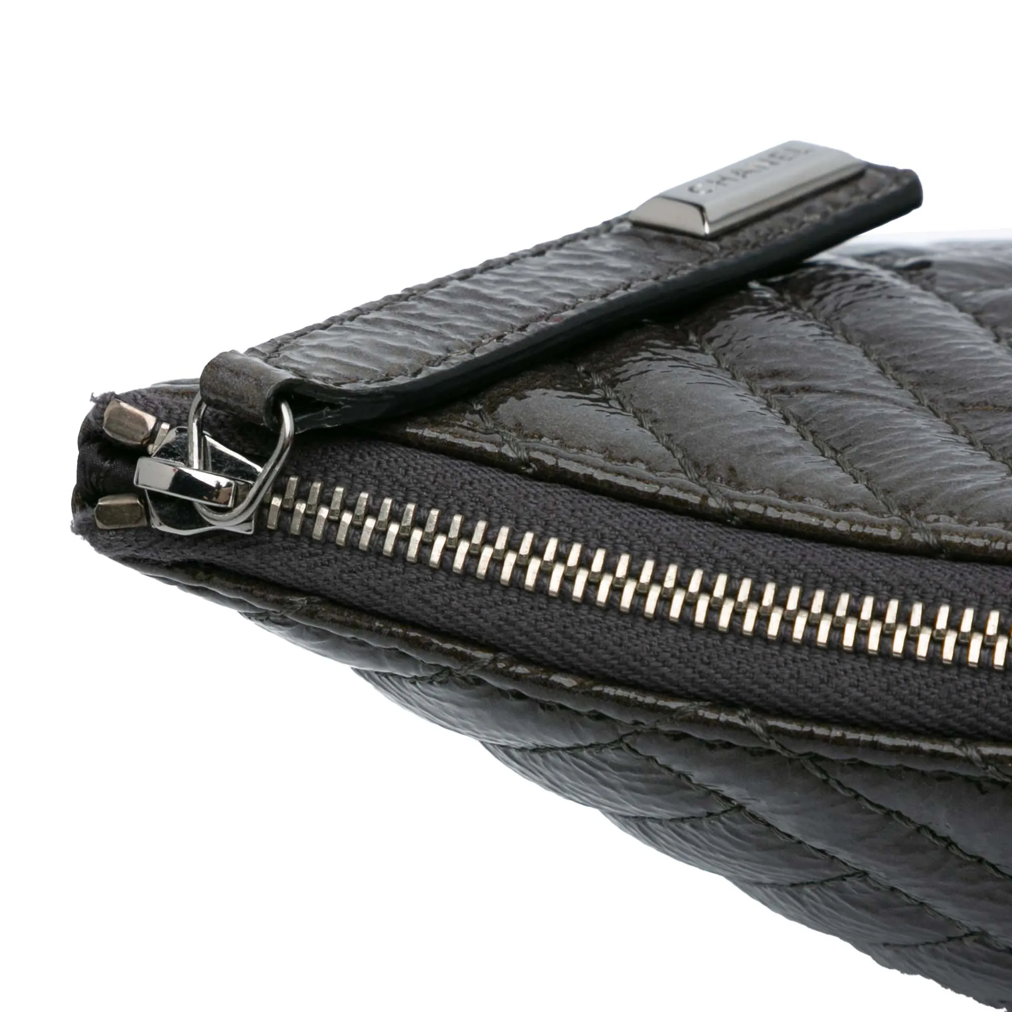 Large CC Distressed Quilted Patent Chevron Crossing O Case