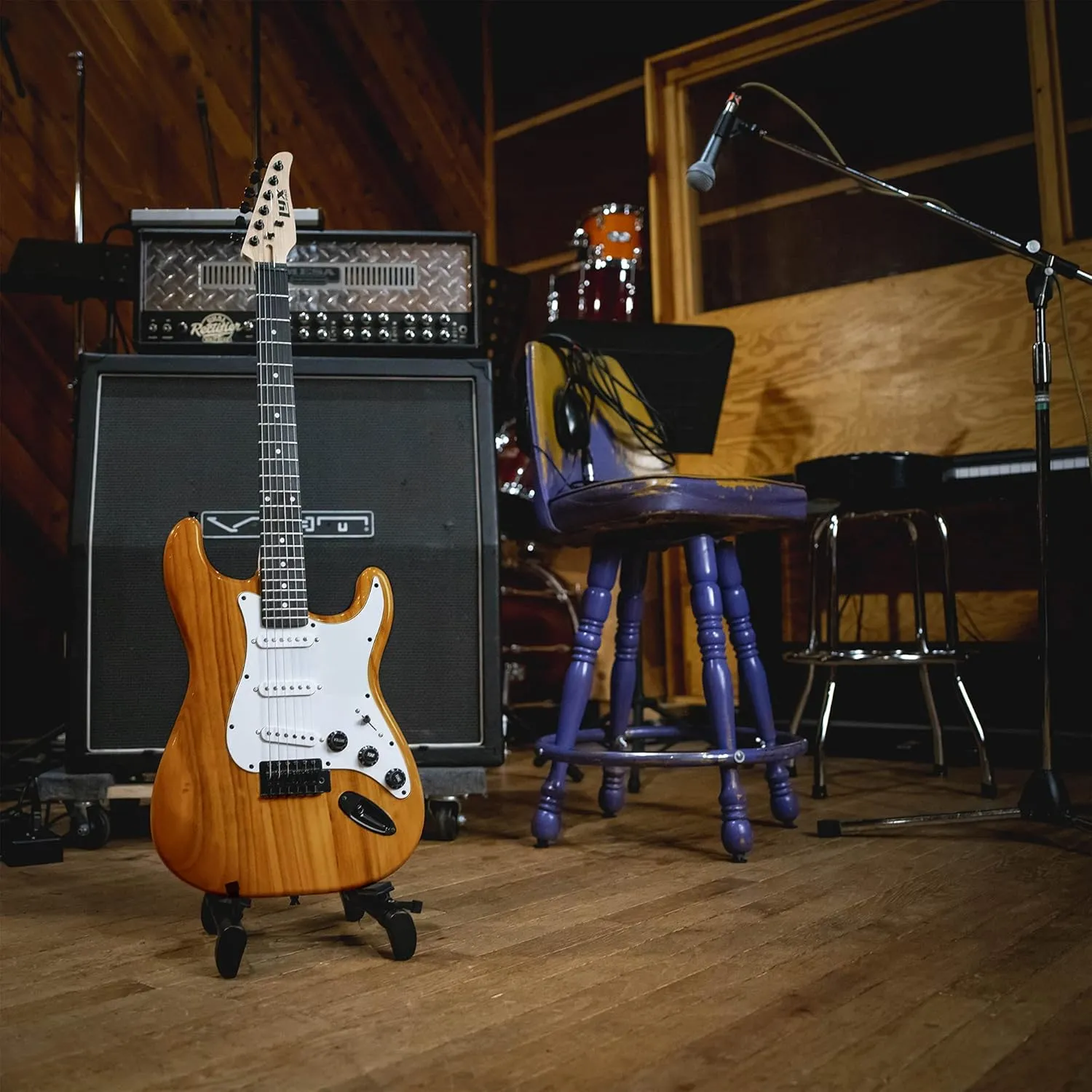 LyxPro 39 inch Electric Guitar Kit Bundle with 20w Amplifier, All Accessories, Digital Clip On Tuner, Six Strings, Two Picks, Tremolo Bar, Shoulder Strap, Case Bag Starter kit Full Size - mahogany