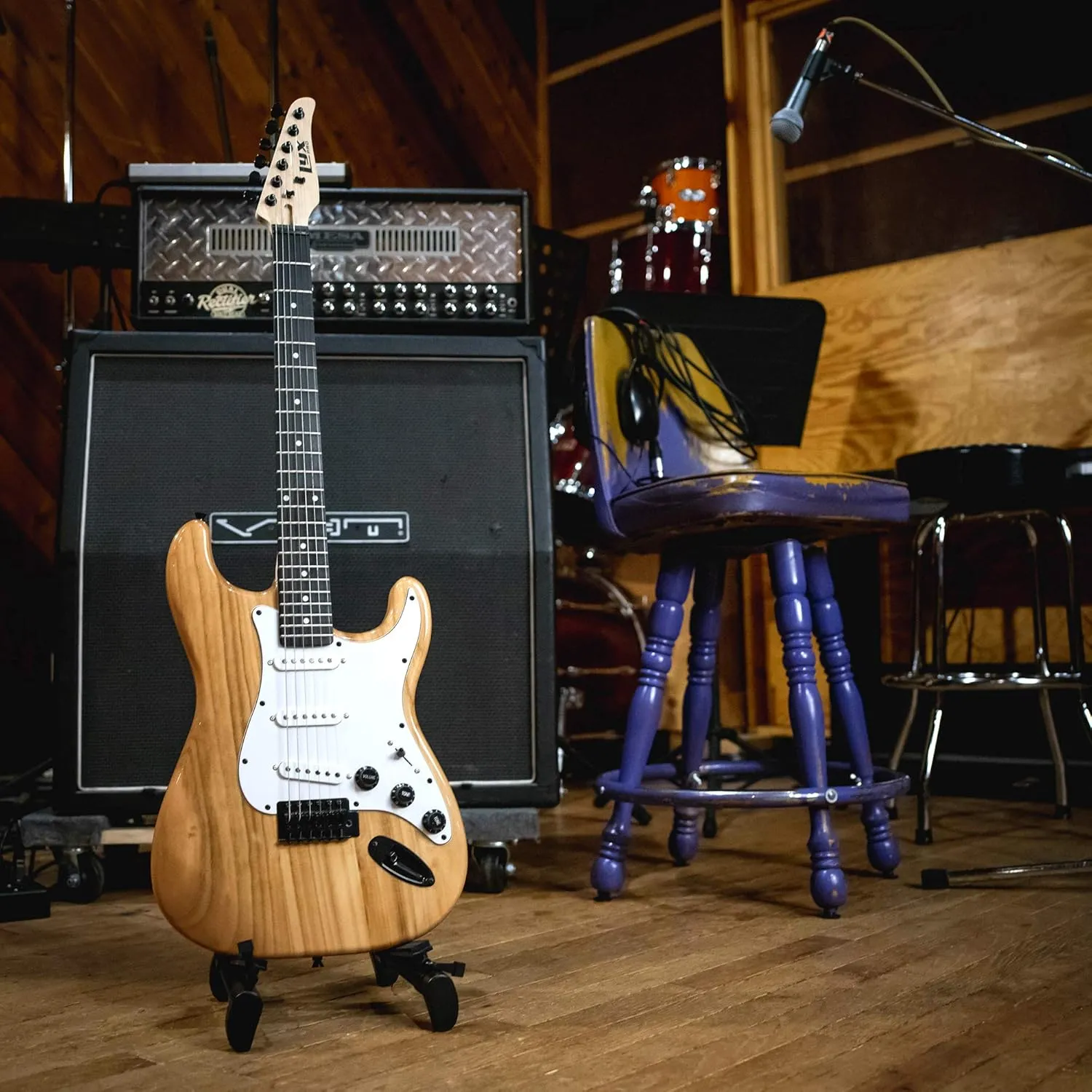 LyxPro Electric Guitar 39" inch Full Beginner Starter kit Full Size with 20w Amp, Package Includes All Accessories, Digital Tuner, Strings, Picks, Tremolo Bar, Shoulder Strap, and Case Bag - Natural