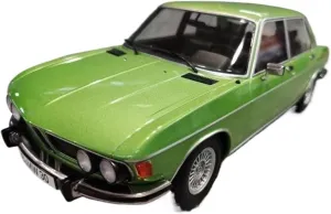 Metal Car Model 1:18 for BMW 3.0S ES 1971 Alloy Simulation Model Adult Collection Metal Sports Car Souvenir Display Die Cast Vehicles