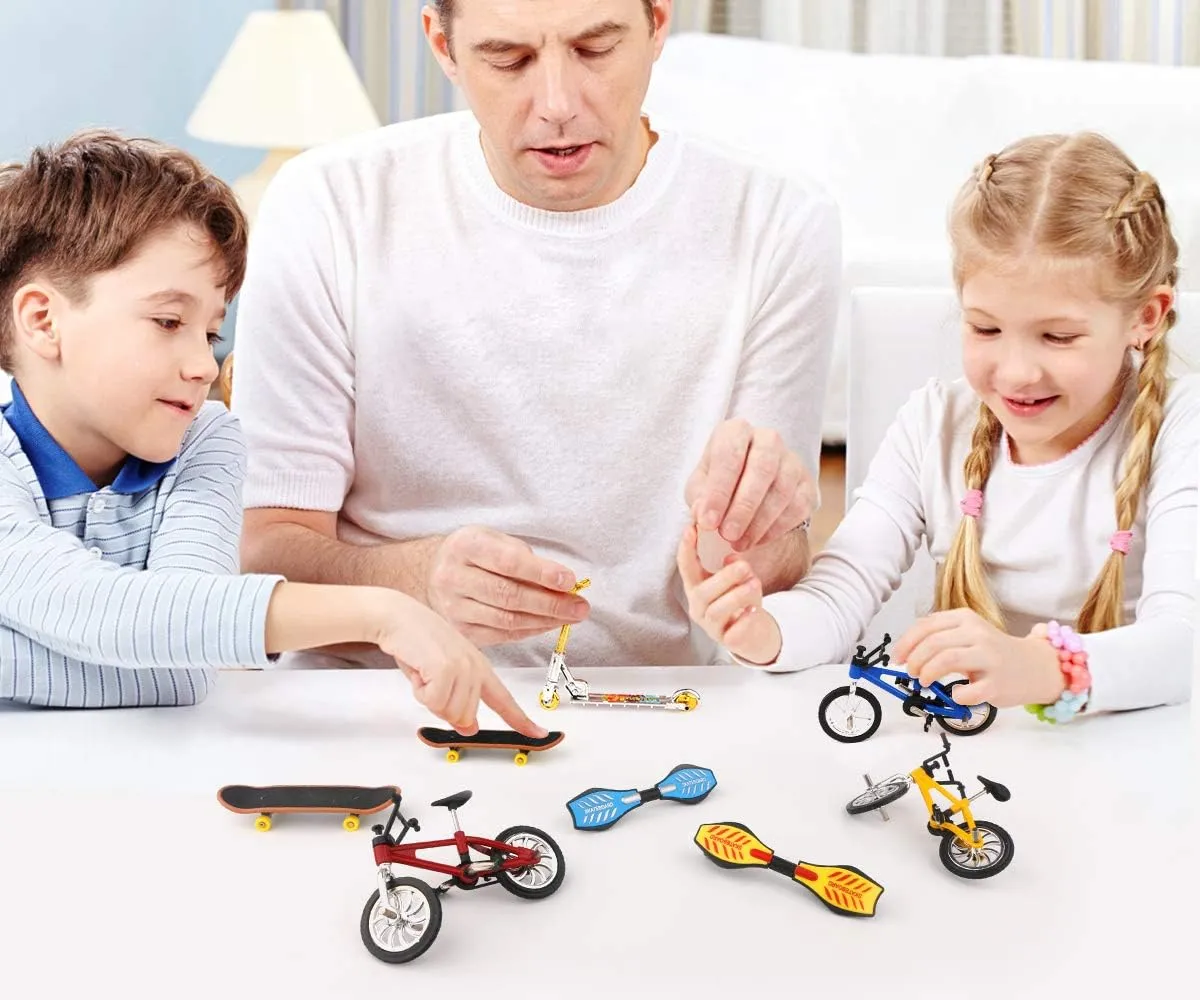 Mini Bike Finger Bike Finger Skateboard Set,Excellent Functional Miniature Toys Mini Extreme Sports Finger Bicycle Skateboard Cool Boy Toy Creative Game Toy Set Collections Cake Decoration (8PCS)