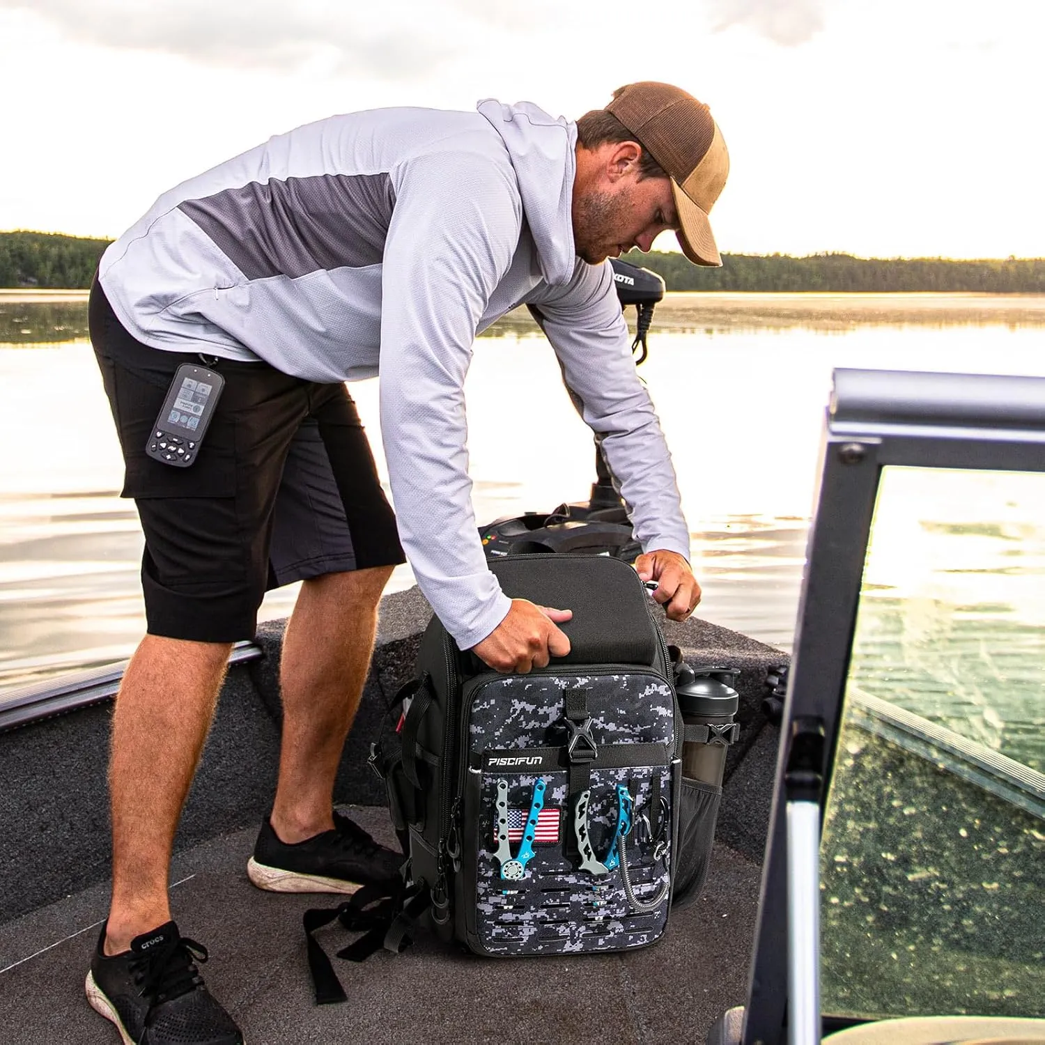 Piscifun Fishing Tackle Backpack with Rod & Gear Holder, Lightweight Fishing Tackle Storage Bag with Protective Rain Cover