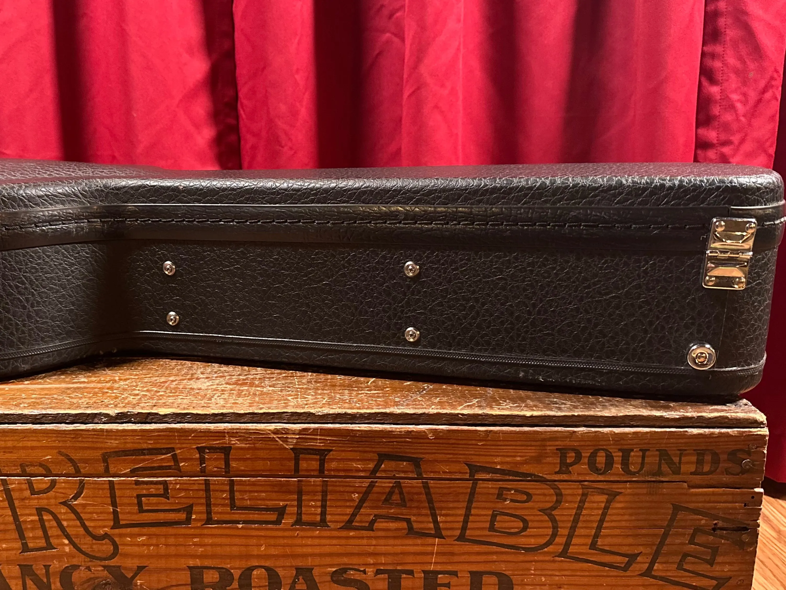 Protege HumiCase Classical Flamenco Guitar Case