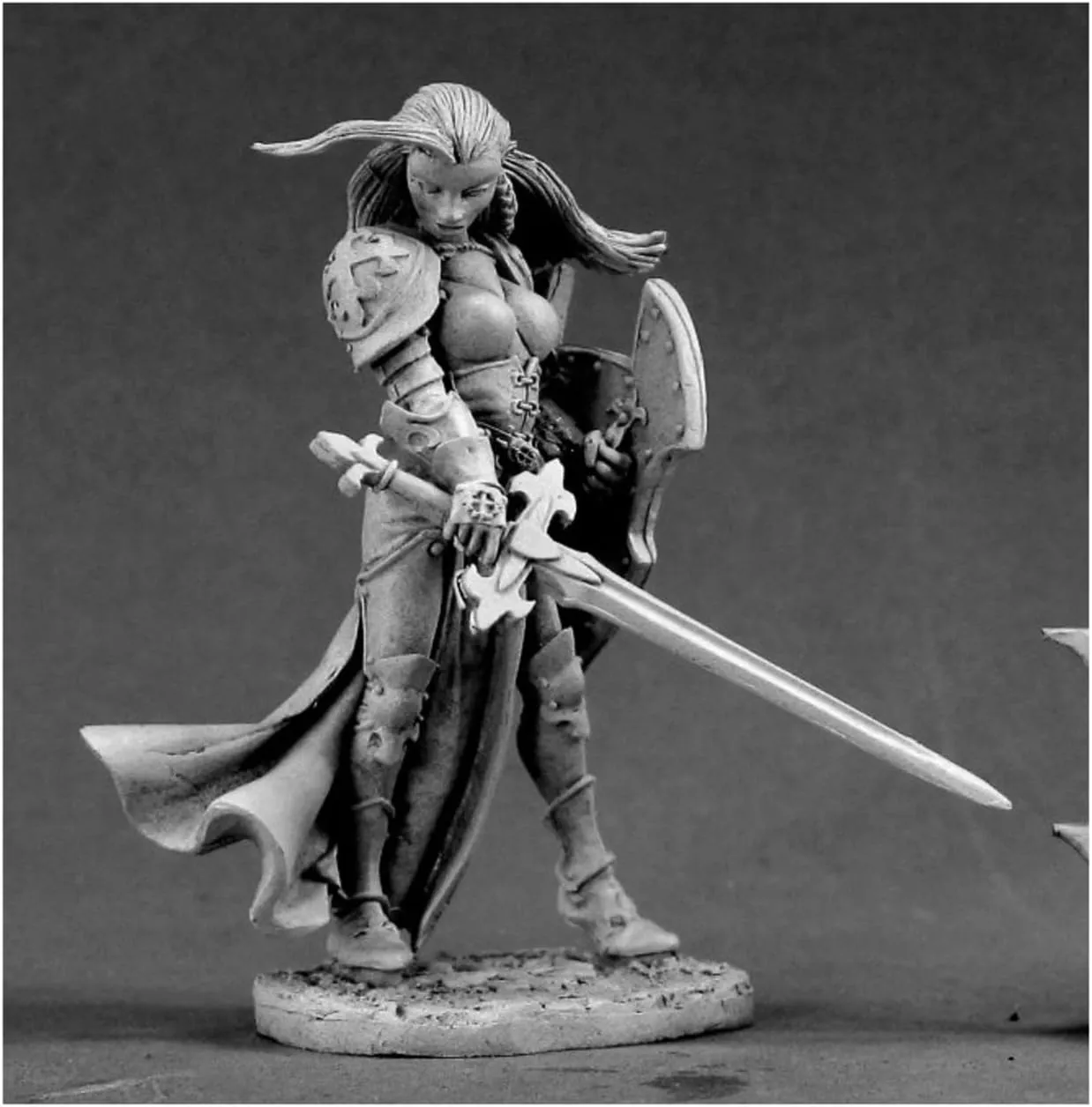 Reaper Miniatures Finari, Crusader (54mm) #01447 Unpainted Metal Mini Figure