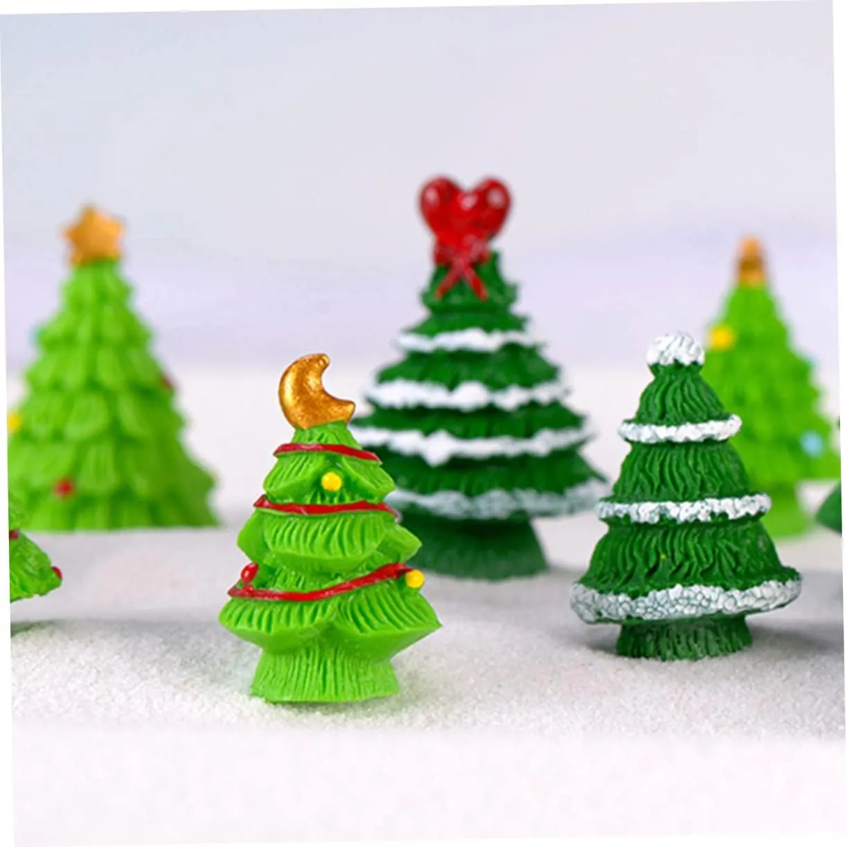 Resin Christmas Tree Decorations Mini Xmas Tree Lights Set Perfect for Home Office Present for Family Friends Colleagues Style