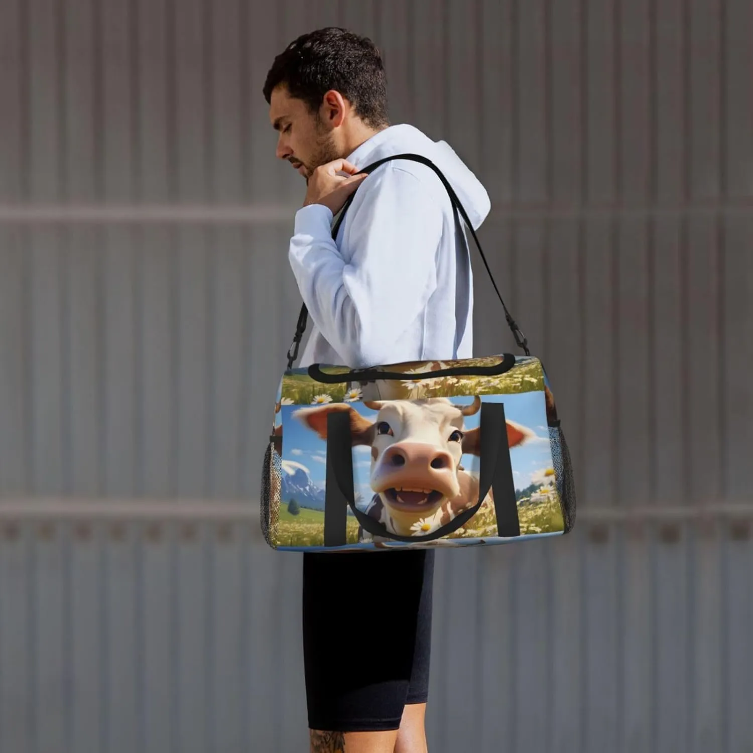 Travel Duffel Bag For Men Women, Funny Cow Animal Carry On Sport Gym Bag With Shoulder Strap Lightweight Waterproof Weekender Bag Overnight Bag