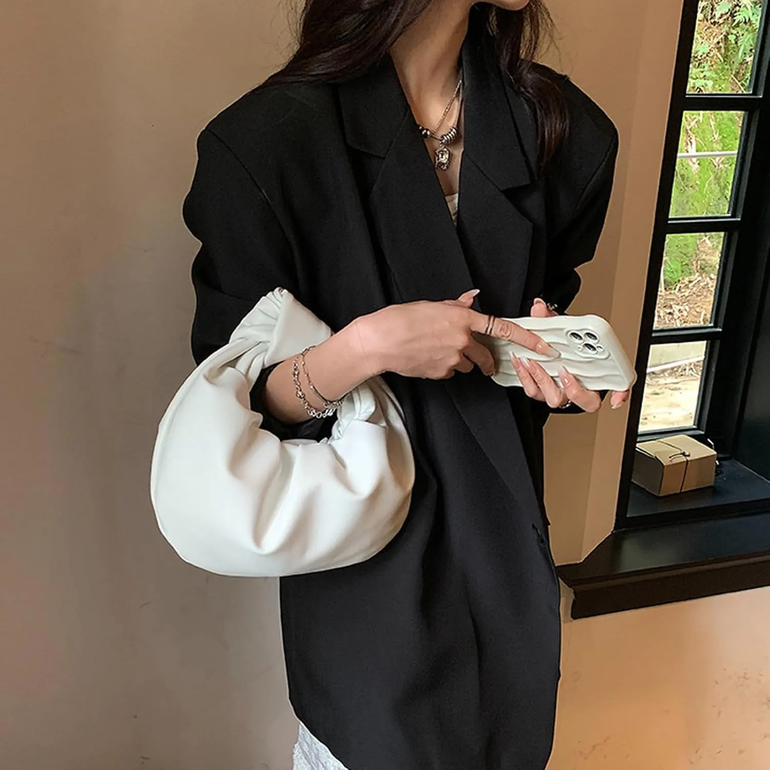 Women's Wrinkled Leather Cloud Shape Knotted Handbag Fashion Y2K Dumpling Underarm Hobo Clutch Purse for Party Shopping (Light green)