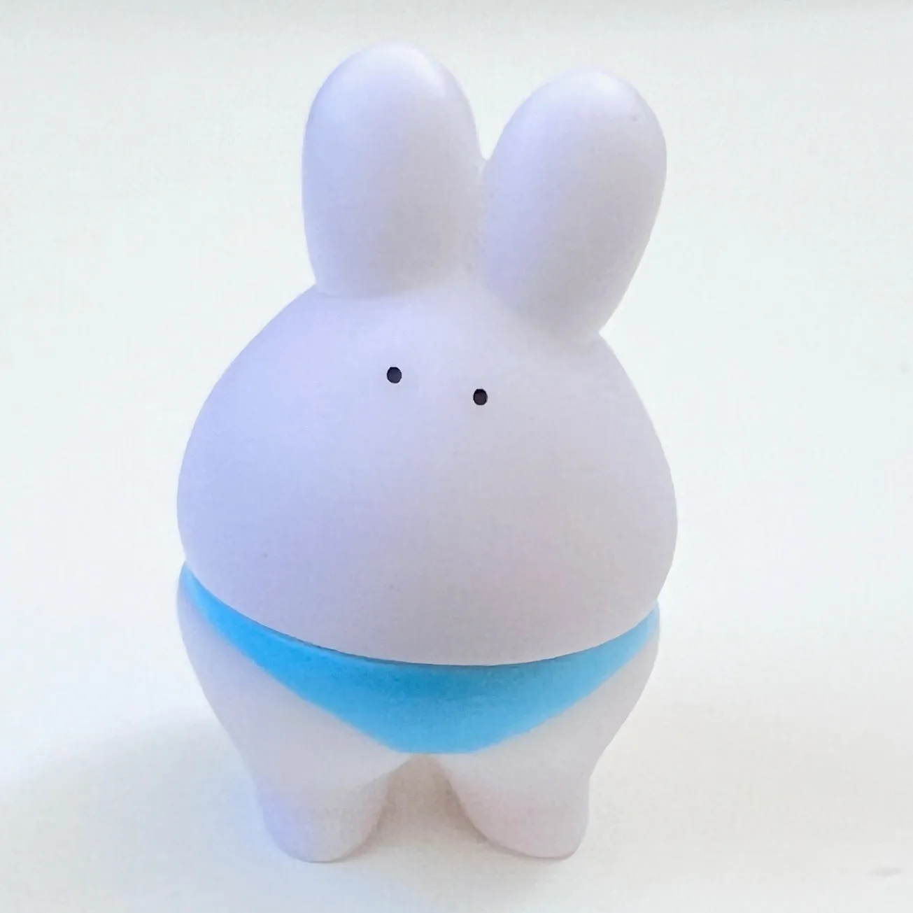 X 70708 SUMO RABBIT FIGURINES-DISCONTINUED