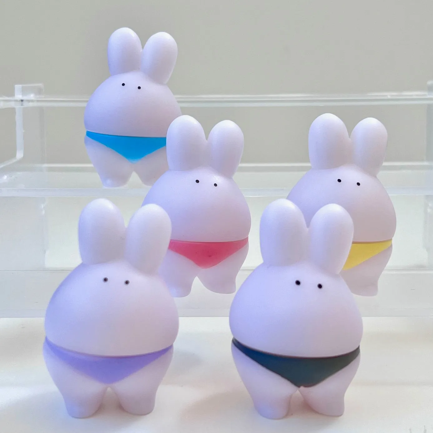 X 70708 SUMO RABBIT FIGURINES-DISCONTINUED