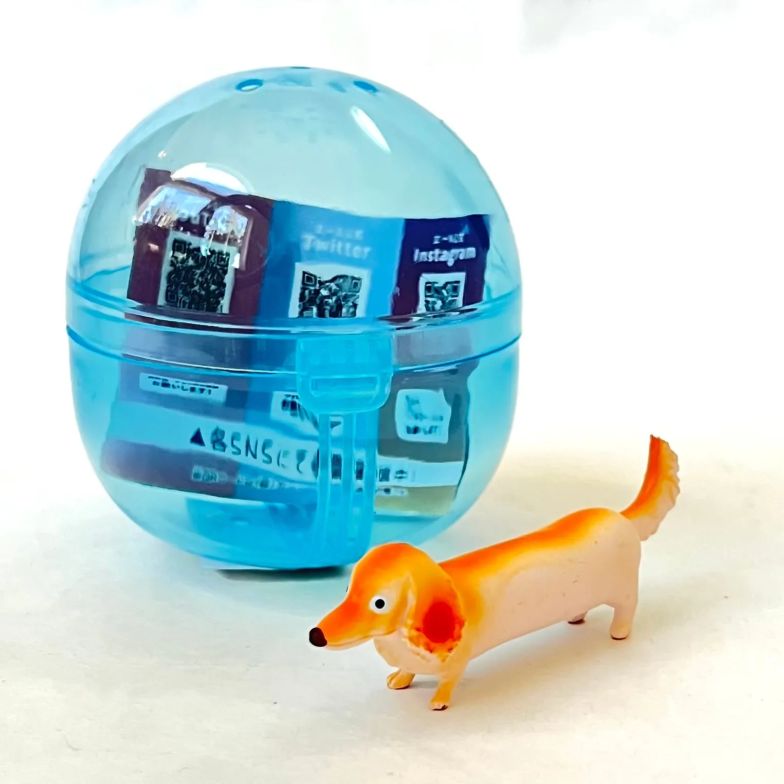 X 70961 Hot Dog Dog Figurine Capsule-DISCONTINUED