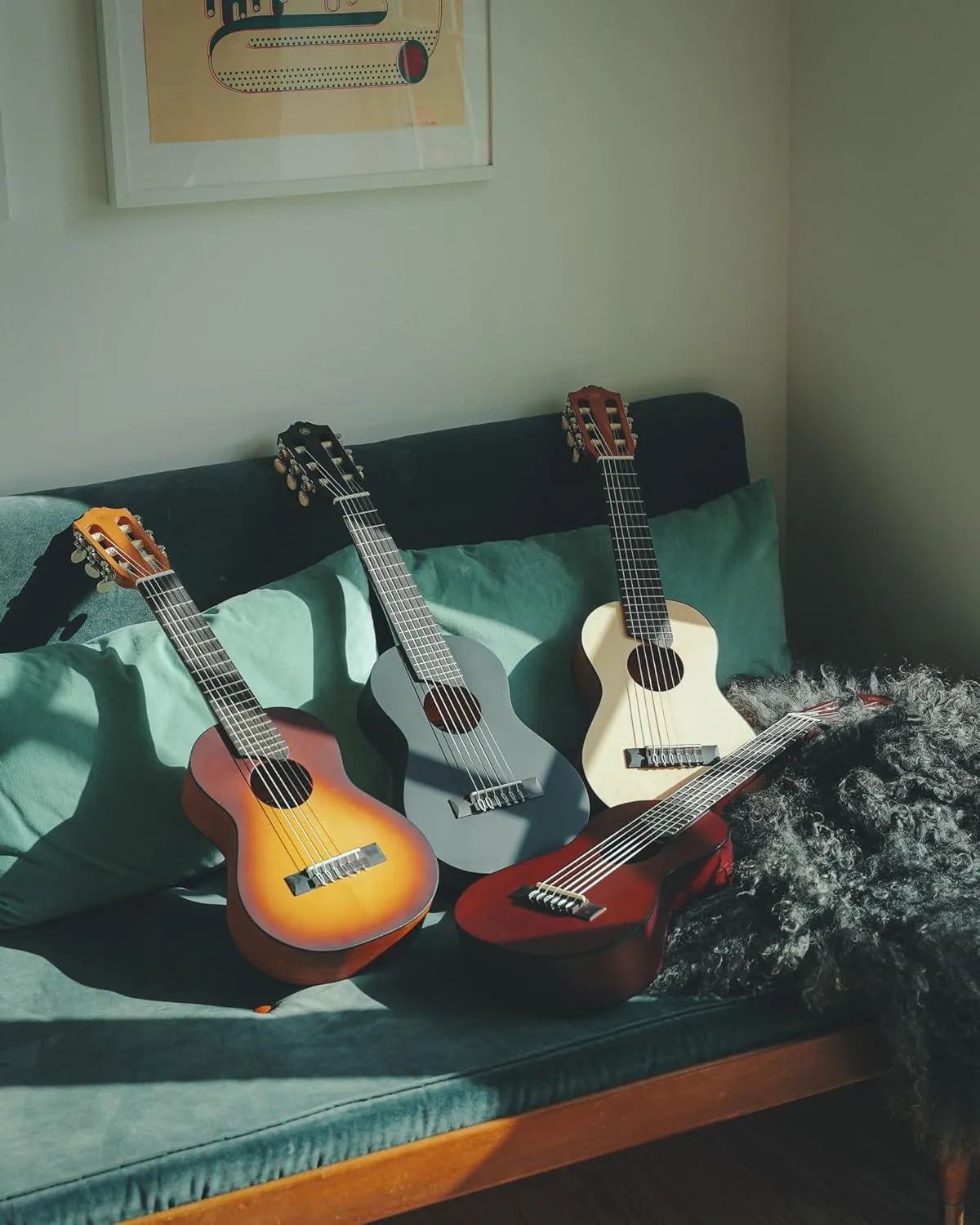 Yamaha GL Series GL1 TBS Guitalele, Tobacco Sunburst
